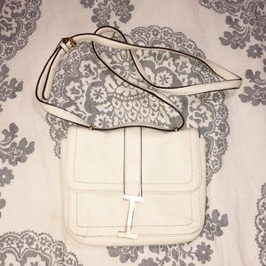Isaac Mizrahi cream crossbody